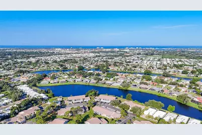 1407 Pine Lake Drive #7, Venice, FL 34285 - Photo 4
