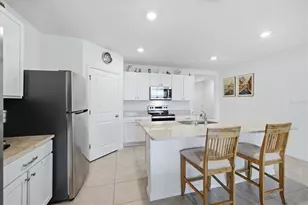 17917 Canopy Pl, Bradenton, FL 34211 - Photo 10