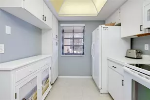 360 3 Lakes Ln, Venice, FL 34285 - Photo 20