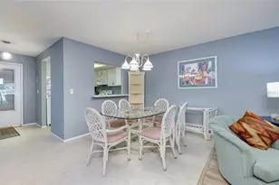 360 3 Lakes Ln, Venice, FL 34285 - Photo 12