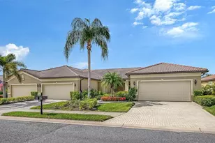 11109 Campazzo Dr, Venice, FL 34292 - Photo 2