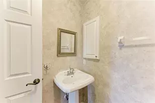262 Palmetto Dr, Venice, FL 34293 - Photo 40