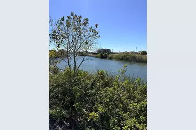 2000 NW 9th Avenue, Cape Coral, FL 33993 - Photo 2