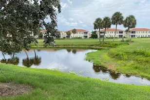 1275 Berkshire Cir, Venice, FL 34292 - Photo 12