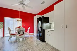 1275 Berkshire Cir, Venice, FL 34292 - Photo 8