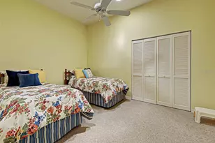 1275 Berkshire Cir, Venice, FL 34292 - Photo 16