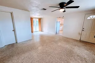 385 Pelican Rd, Venice, FL 34293 - Photo 8