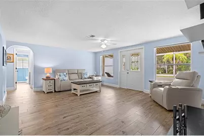 210 Wisteria Road, Venice, FL 34293 - Photo 14
