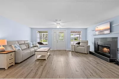 210 Wisteria Road, Venice, FL 34293 - Photo 12
