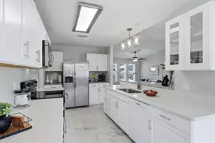 9084 Prospect Ave, Englewood, FL 34224 - Photo 8
