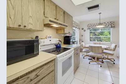 1774 Pomelo Drive, Venice, FL 34293 - Photo 10