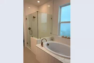 8532 Golden Dawn Court, Sarasota, FL 34241 - Photo 8