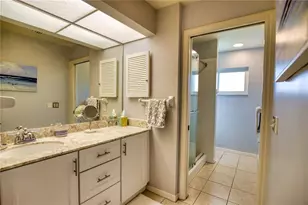 831 Harrington Lake Ln, Venice, FL 34293 - Photo 18