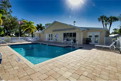 831 Harrington Lake Lane #37, Venice, FL 34293 - Photo 2