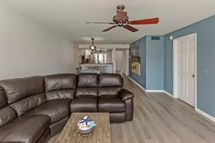 210 Silver Lake Dr, Venice, FL 34292 - Photo 6