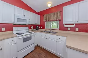 2136 Penguin Ln, North Port, FL 34286 - Photo 12