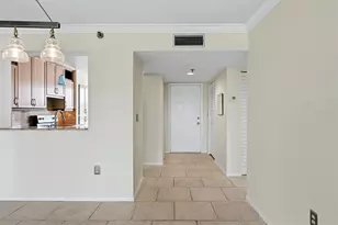 4550 Pinebrook Cir, Bradenton, FL 34209 - Photo 12