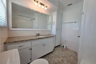 352 Pine Tree Rd, Venice, FL 34293 - Photo 24