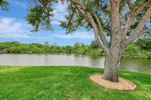 1934 Cove Pointe Dr, Venice, FL 34293 - Photo 52