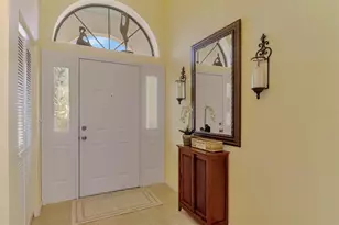 1934 Cove Pointe Dr, Venice, FL 34293 - Photo 8