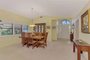 1934 Cove Pointe Dr, Venice, FL 34293 - Photo 12