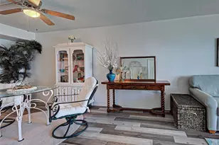 633 Alhambra Rd, Venice, FL 34285 - Photo 12