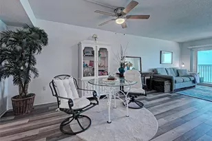 633 Alhambra Rd, Venice, FL 34285 - Photo 8