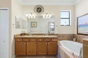 12315 Canavese Ln, Venice, FL 34293 - Photo 14