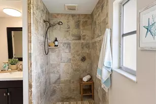 356 Peppertree Rd, Venice, FL 34293 - Photo 16
