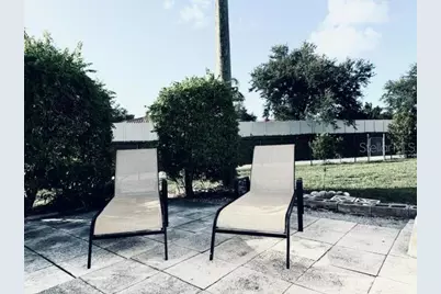 857 S Green Circle, Venice, FL 34285 - Photo 16
