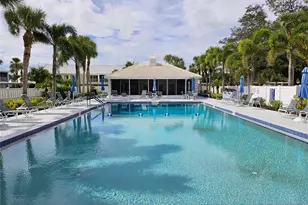 437 Cerromar Ln, Venice, FL 34293 - Photo 2