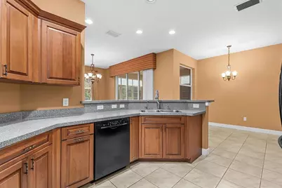 7289 Tropicaire Blvd, North Port, FL 34290 - Photo 8