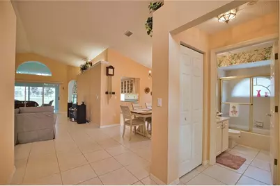 1191 Harbor Town Way, Venice, FL 34292 - Photo 4