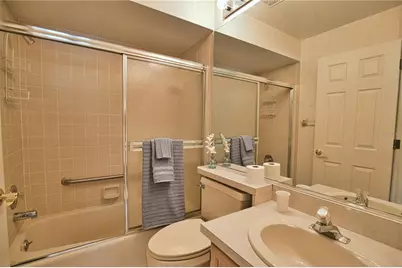 1191 Harbor Town Way, Venice, FL 34292 - Photo 32