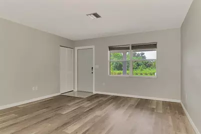 166 Chatham Street NW, Port Charlotte, FL 33952 - Photo 6