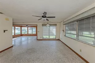 730 S Venice Blvd, Venice, FL 34293 - Photo 12
