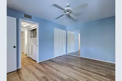 2004 Longpointe Circle #E2, Venice, FL 34293 - Photo 28