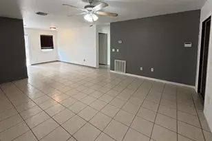 2249 Woodmere Rd, Venice, FL 34293 - Photo 2