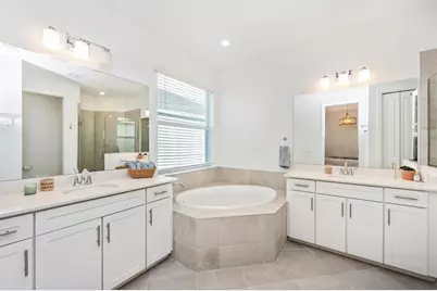 17617 Santorini Court, Venice, FL 34293 - Photo 30