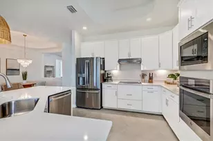 17617 Santorini Ct, Venice, FL 34293 - Photo 14