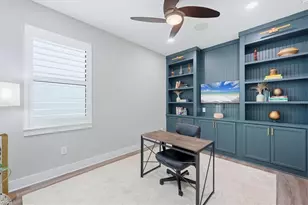 12792 Morning Mist Pl, Venice, FL 34293 - Photo 32