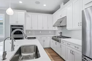12792 Morning Mist Pl, Venice, FL 34293 - Photo 16