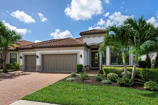 5365 Salcano St, Sarasota, FL 34238 - Photo 2