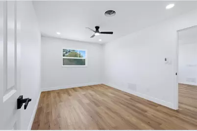 1317 Ringtail Road, Venice, FL 34293 - Photo 12