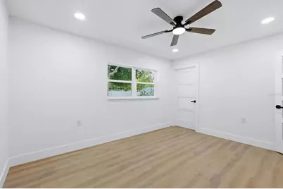 4420 W Bay Court Avenue, Tampa, FL 33611 - Photo 18