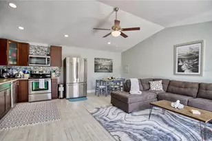 5042 Linda St, Venice, FL 34293 - Photo 6