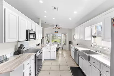 6921 Shimmering Drive, Lakeland, FL 33813 - Photo 12