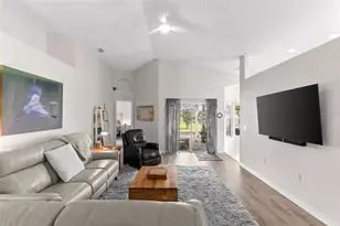 6921 Shimmering Dr, Lakeland, FL 33813 - Photo 8