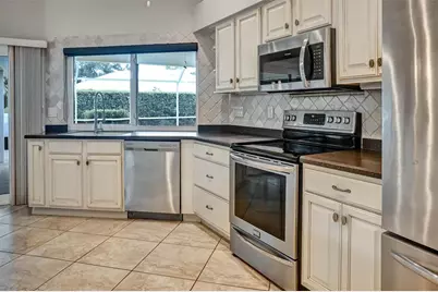 1565 Waterford Drive, Venice, FL 34292 - Photo 20
