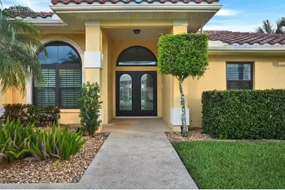 1565 Waterford Drive, Venice, FL 34292 - Photo 4